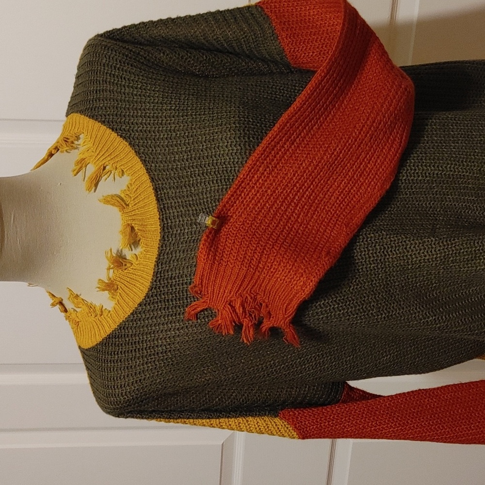😎 Trendy Threads Sweater - Picture 4 of 12